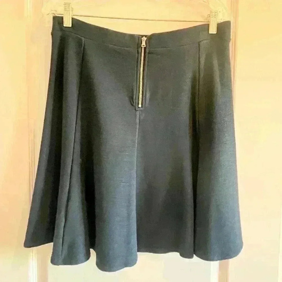 GAP Skater Skirt in Navy (SZ 10) - Picture 3 of 8